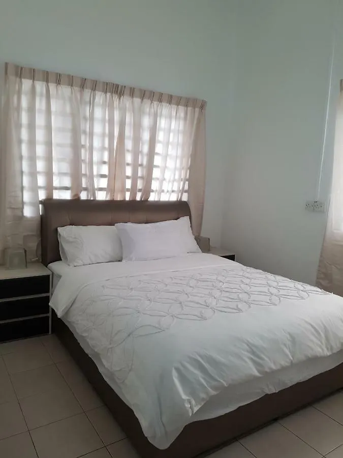 Pinky Villa Ipoh Holiday home